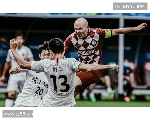 上海东方大鲨鱼与浙江广厦的激烈对决引发球迷热议赛事精彩瞬间回顾