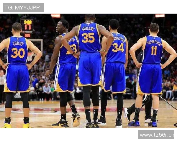 西安篮球队近期状态引发热议球迷对表现和战术提出不同看法